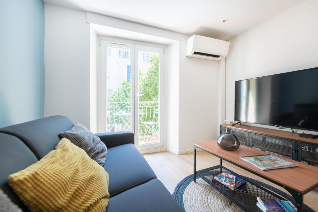 Sud Passion - Ferrer Nine - Cosy Avec Balcon Apartment Гардан Екстериор снимка