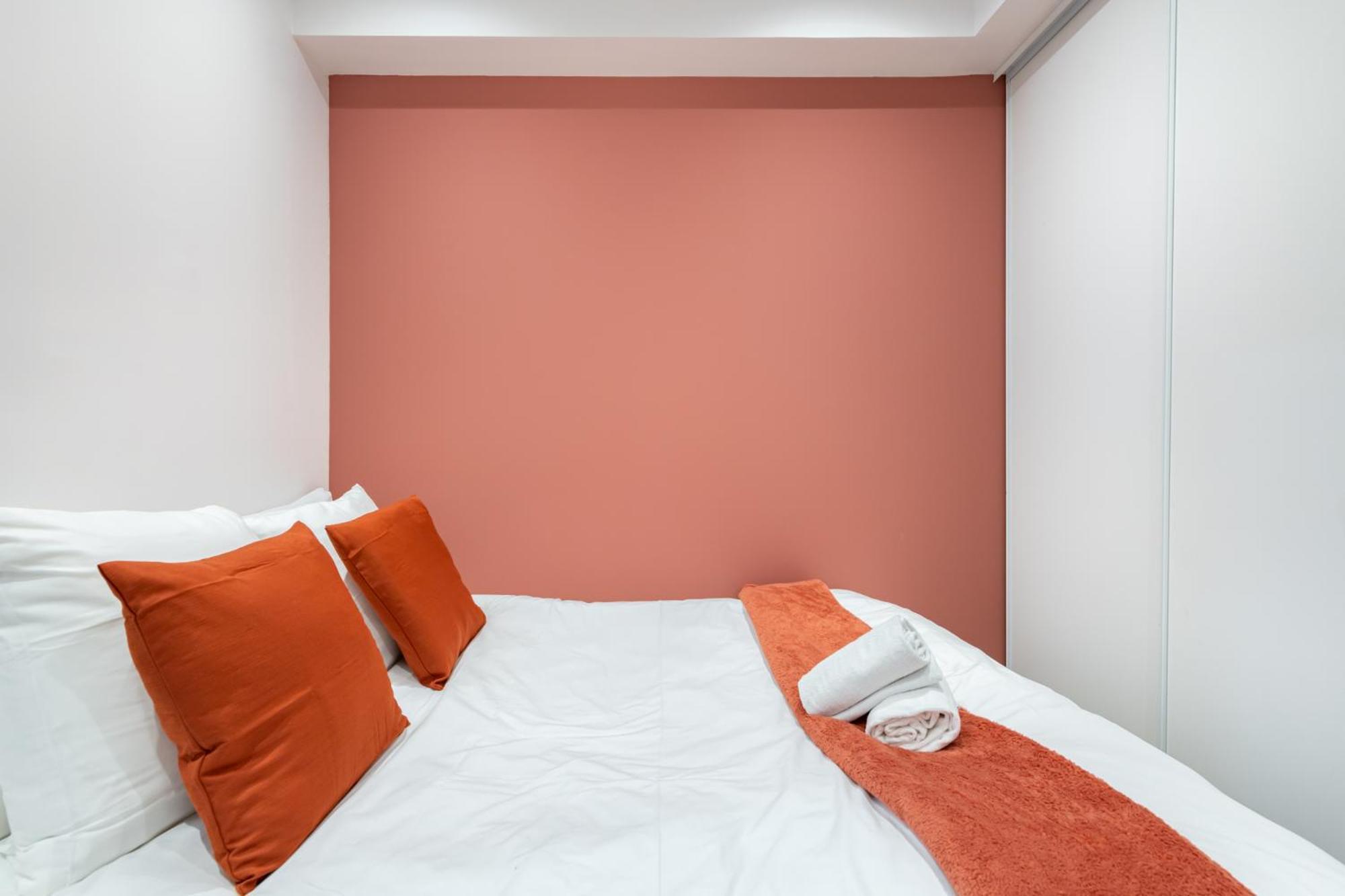 Sud Passion - Ferrer Nine - Cosy Avec Balcon Apartment Гардан Стая снимка